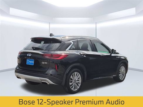 Used 2023 INFINITI QX50 Luxe FWD image 7