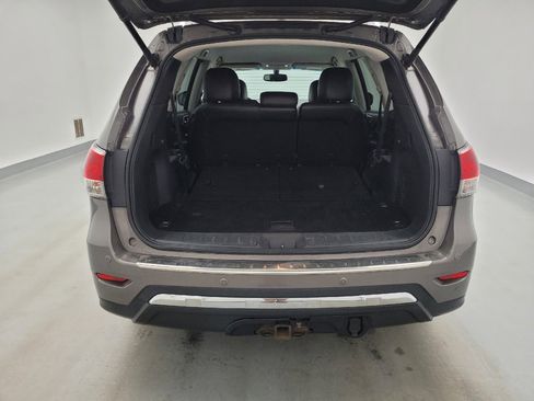 Used 2014 Nissan Pathfinder SL w/ SL Tech Package AWD/4WD image 29