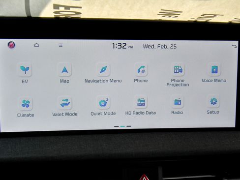 Used 2024 Kia EV6 Light image 22