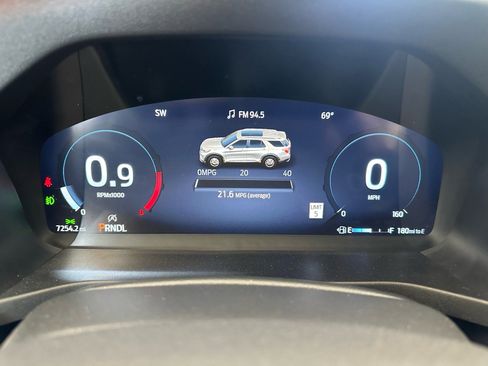 Used 2025 Ford Explorer Active w/ Active Comfort Package image 29