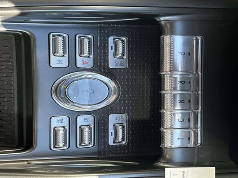 New 2025 Lincoln Nautilus Premier w/ Equipment Group 102A image 29