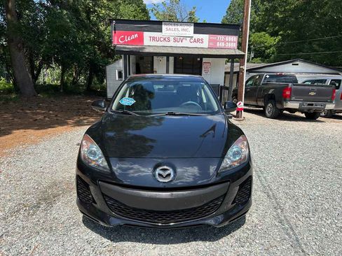 Used 2013 MAZDA MAZDA3 i Sport FWD image 2