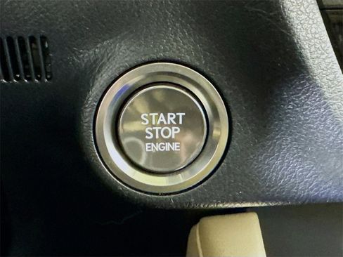 Used 2021 Lexus RX 350L FWD w/ Premium Package image 31