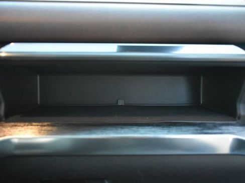 Used 2022 Ford F150 Lariat w/ Equipment Group 502A High image 50