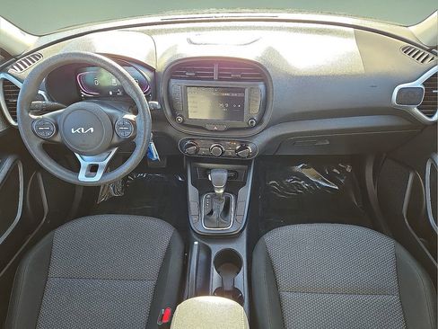 Used 2024 Kia Soul LX w/ Option Group 015 image 15