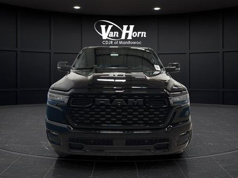 Used 2025 RAM 1500 Big Horn AWD/4WD image 2