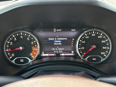 Used 2016 Jeep Renegade Limited FWD image 16