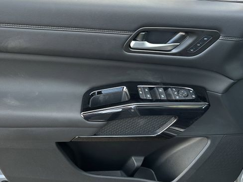 New 2026 Nissan Pathfinder Platinum image 27