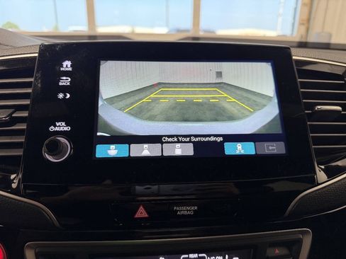 Used 2024 Honda Passport Black Edition image 41