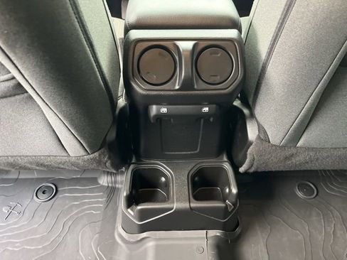 Used 2025 Jeep Wrangler Sport image 14