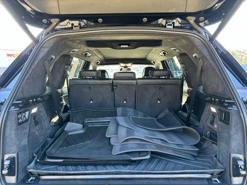 Certified 2024 BMW X7 xDrive40i w/ M Sport Package image 6