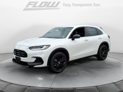 New 2026 Honda HR-V Sport image 3