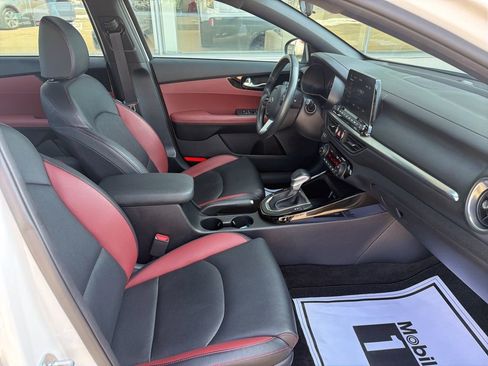 Used 2019 Kia Forte EX image 13