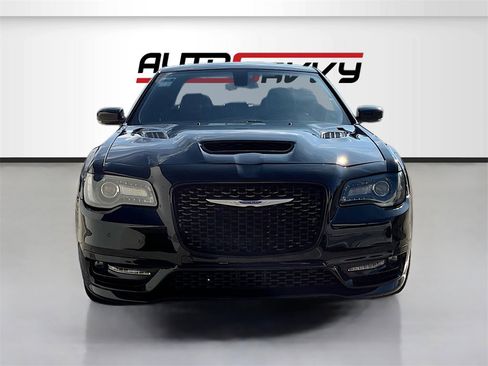 Used 2022 Chrysler 300 S w/ Comfort Group image 2