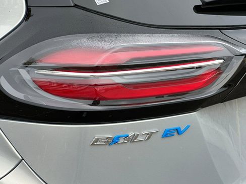Used 2023 Chevrolet Bolt LT w/ Driver Confidence Package image 27