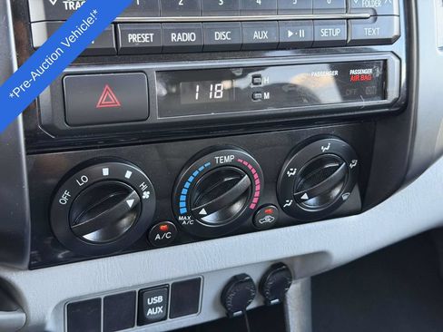 Used 2012 Toyota Tacoma 4x4 Double Cab w/ Convenience Pkg image 4