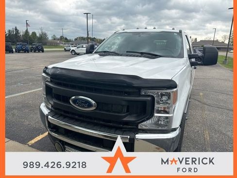 Used 2021 Ford F250 XL w/ Power Equipment Group AWD/4WD image 2