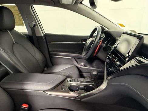 Used 2022 Toyota Camry XSE image 51