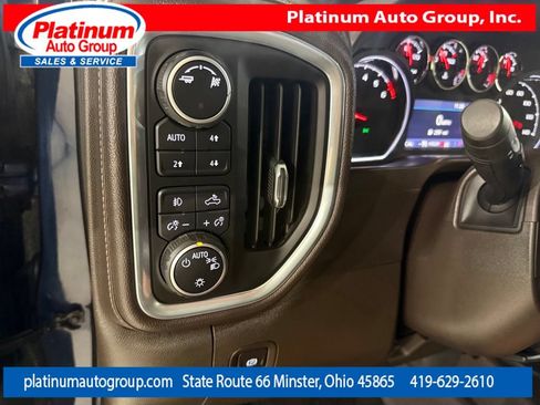 Used 2019 Chevrolet Silverado 1500 LT Trail Boss w/ Convenience Package AWD/4WD image 29