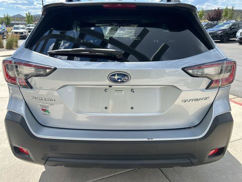 Certified 2023 Subaru Outback Premium AWD/4WD image 8