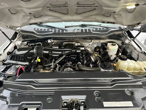 Used 2019 Ford F450 XL w/ Snow Plow Prep Package image 21