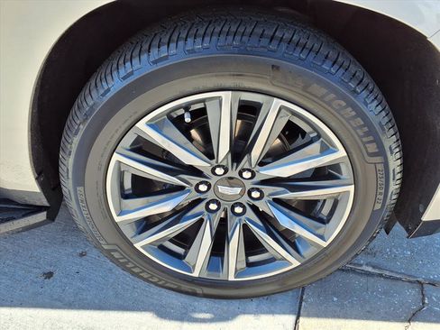 Used 2021 Cadillac Escalade Sport w/ Driver Assist Tech Package image 7