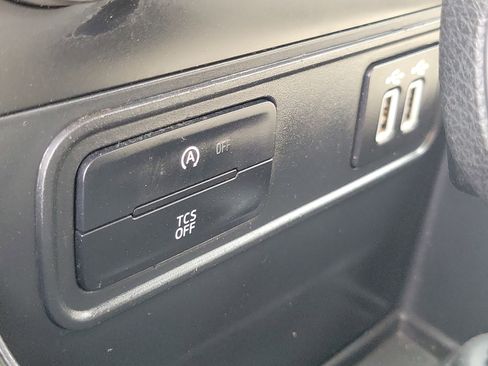 Used 2021 Ford EcoSport S FWD image 25