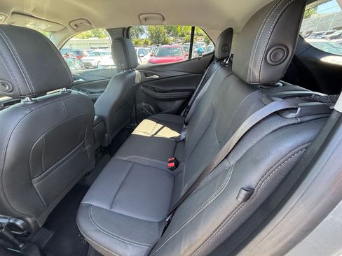 Used 2025 Buick Encore GX Preferred FWD image 24