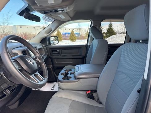 Used 2019 RAM 1500 Express w/ Express Value Package image 15