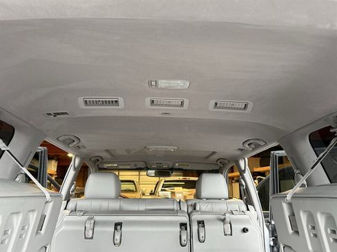 Used 2005 Lexus LX 470 4WD image 87