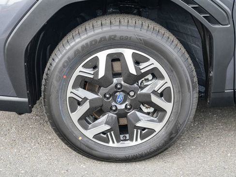 New 2026 Subaru Forester Premium image 9