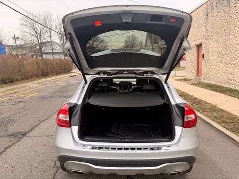 Used 2019 Mercedes-Benz GLA 250 4MATIC image 12