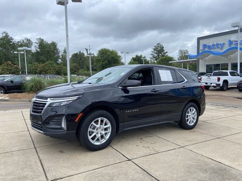 Used 2023 Chevrolet Equinox LT AWD/4WD image 6