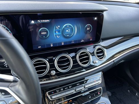 Used 2021 Mercedes-Benz E 350 4MATIC Sedan w/ Premium Package image 19