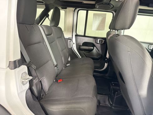 Used 2021 Jeep Wrangler Unlimited Sport AWD/4WD image 29
