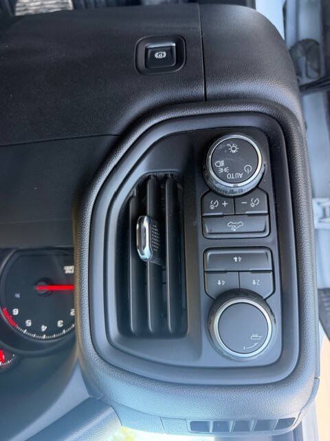Used 2026 Chevrolet Silverado 2500 W/T w/ Snow Plow Prep/Camper Package AWD/4WD image 14