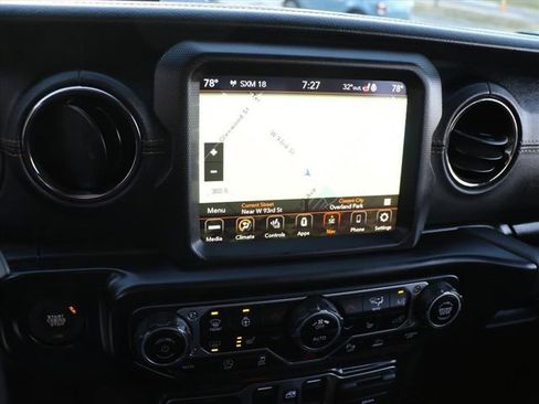 Used 2022 Jeep Gladiator Overland image 23