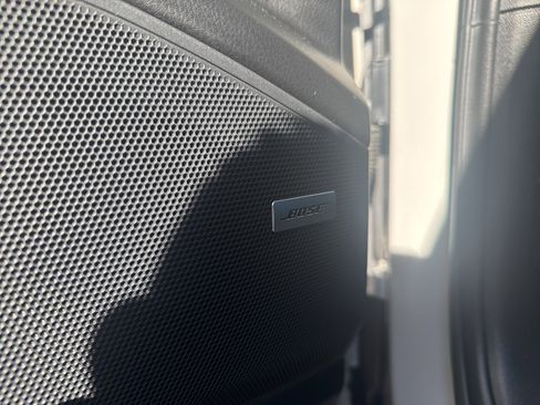 Used 2022 Porsche Cayenne Base image 28