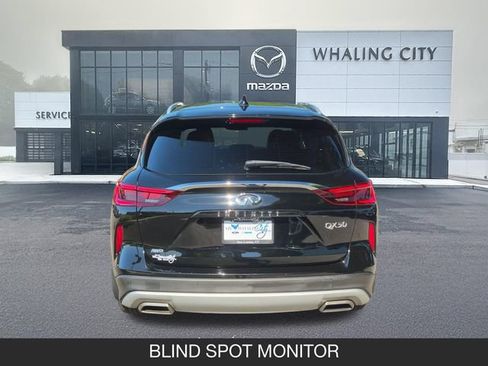 Used 2019 INFINITI QX50 Luxe w/ Navigation Package AWD/4WD image 7