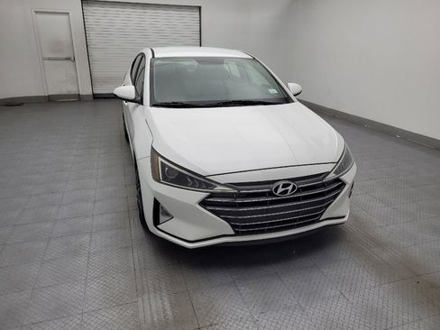 Used 2019 Hyundai Elantra SE image 14