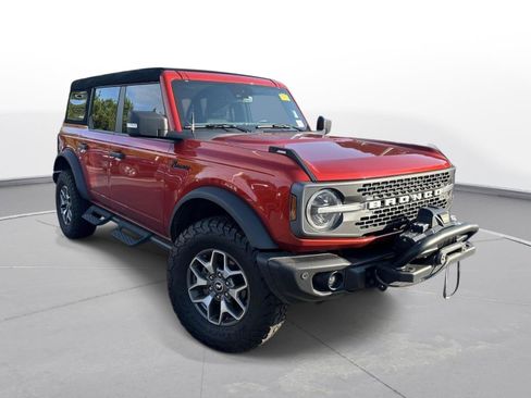 Used 2023 Ford Bronco Badlands AWD/4WD image 4