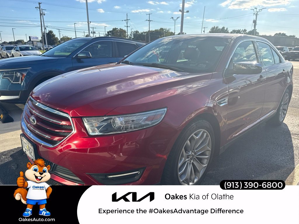 Used 2013 Ford Taurus Limited FWD image 1