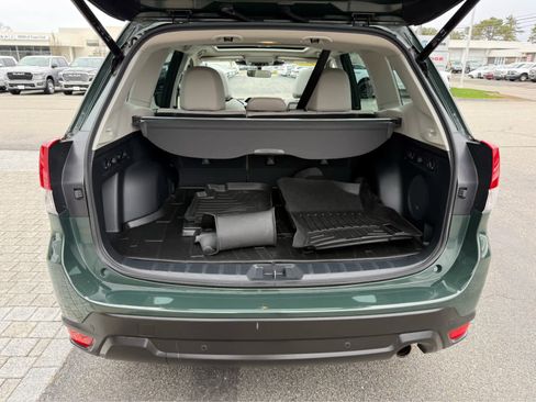 Used 2023 Subaru Forester Limited AWD/4WD image 8