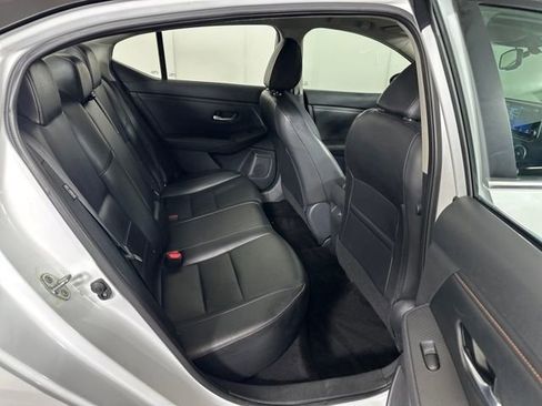 Used 2021 Nissan Sentra SR w/ SR Premium Package image 27