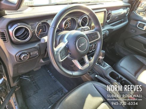 Used 2021 Jeep Wrangler Unlimited Sahara image 27