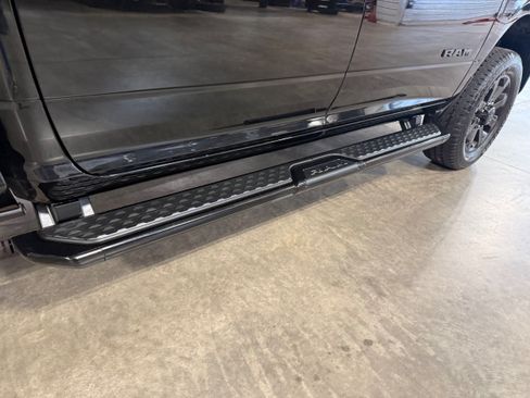 Certified 2024 RAM 2500 Big Horn w/ Night Edition AWD/4WD image 7