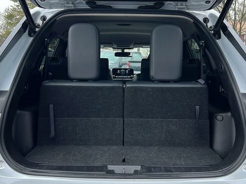 Used 2024 Mitsubishi Outlander SE image 16