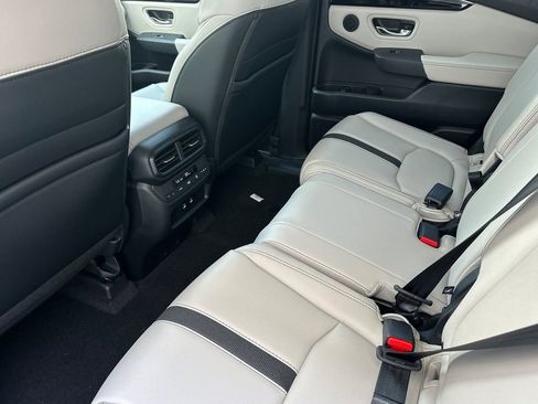 New 2026 Honda Pilot EX-L image 12