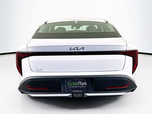 Used 2025 Kia K4 FWD image 7