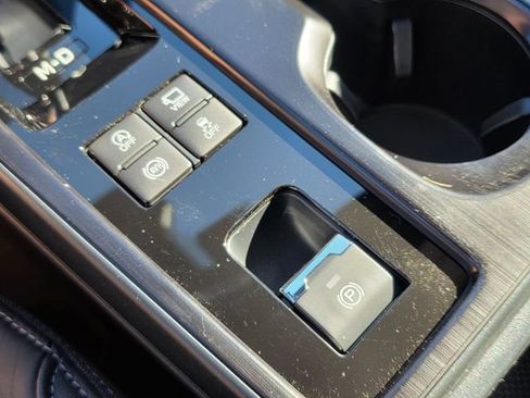 New 2026 Subaru Outback Touring XT image 34